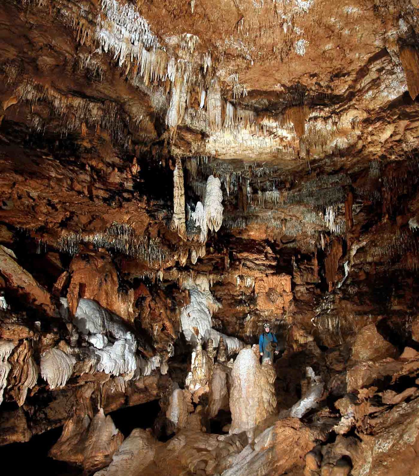 Carroll Cave - Flowstone Formations